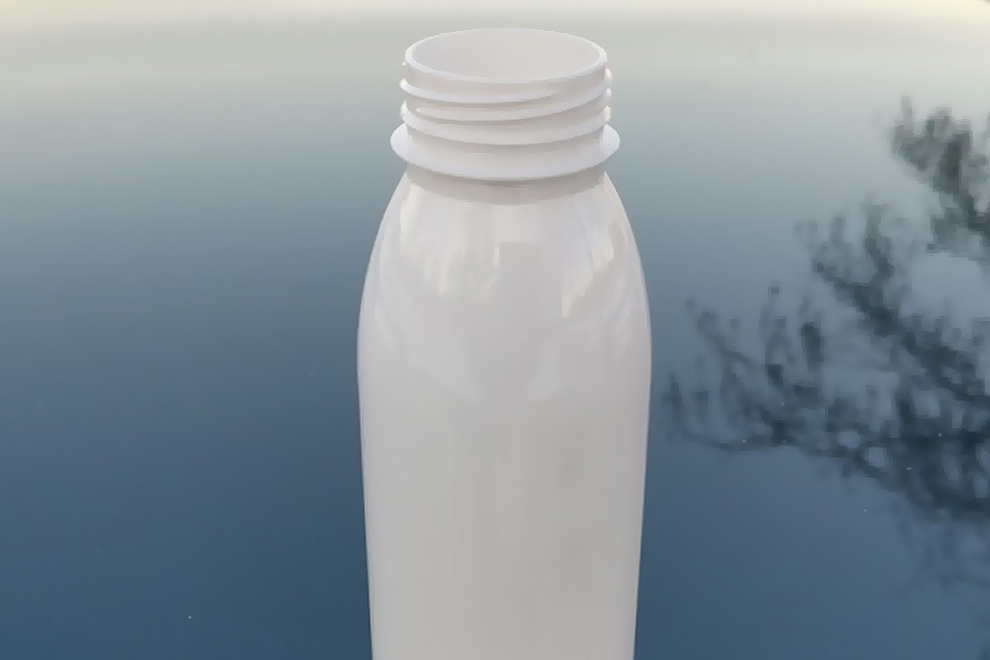 Smoothie_bottle_PET_White_250_ml Elintarvikkeille soveltuvat pullot sertifikaatilla